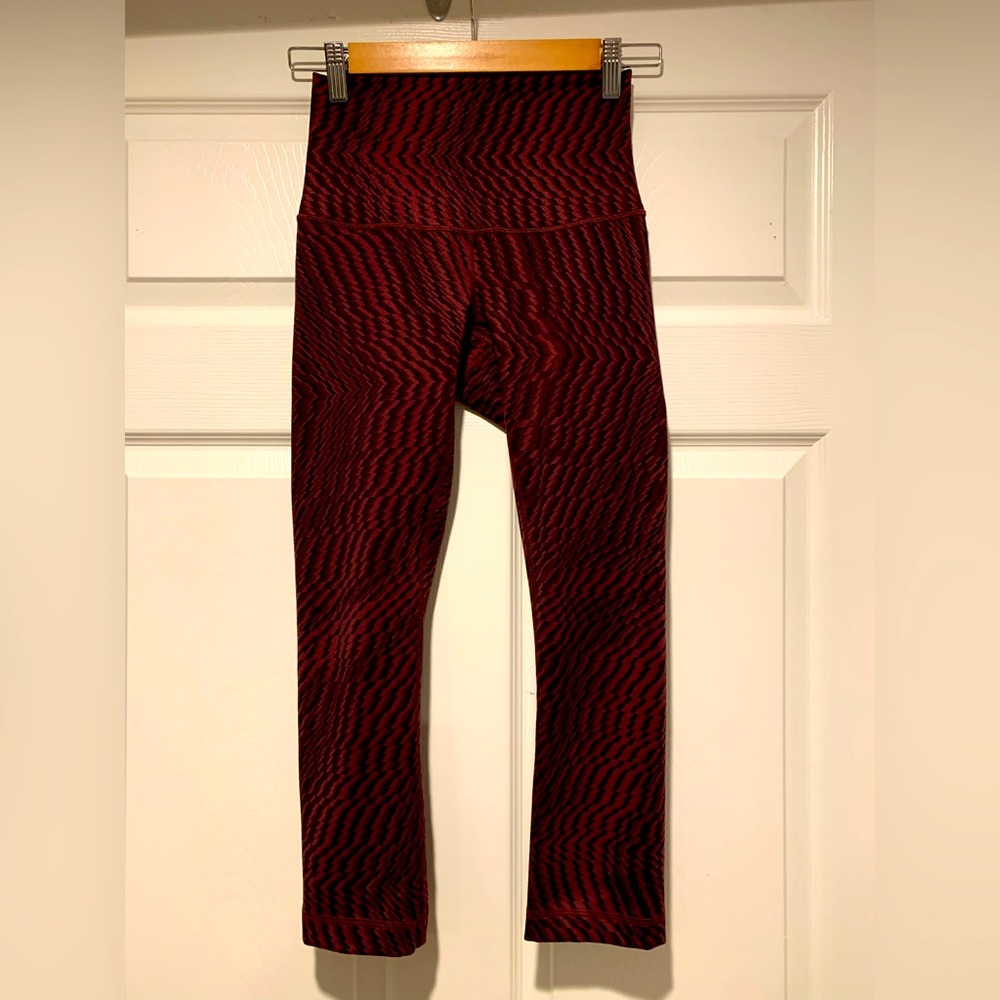 Lululemon Maroon and Black Active Leggings